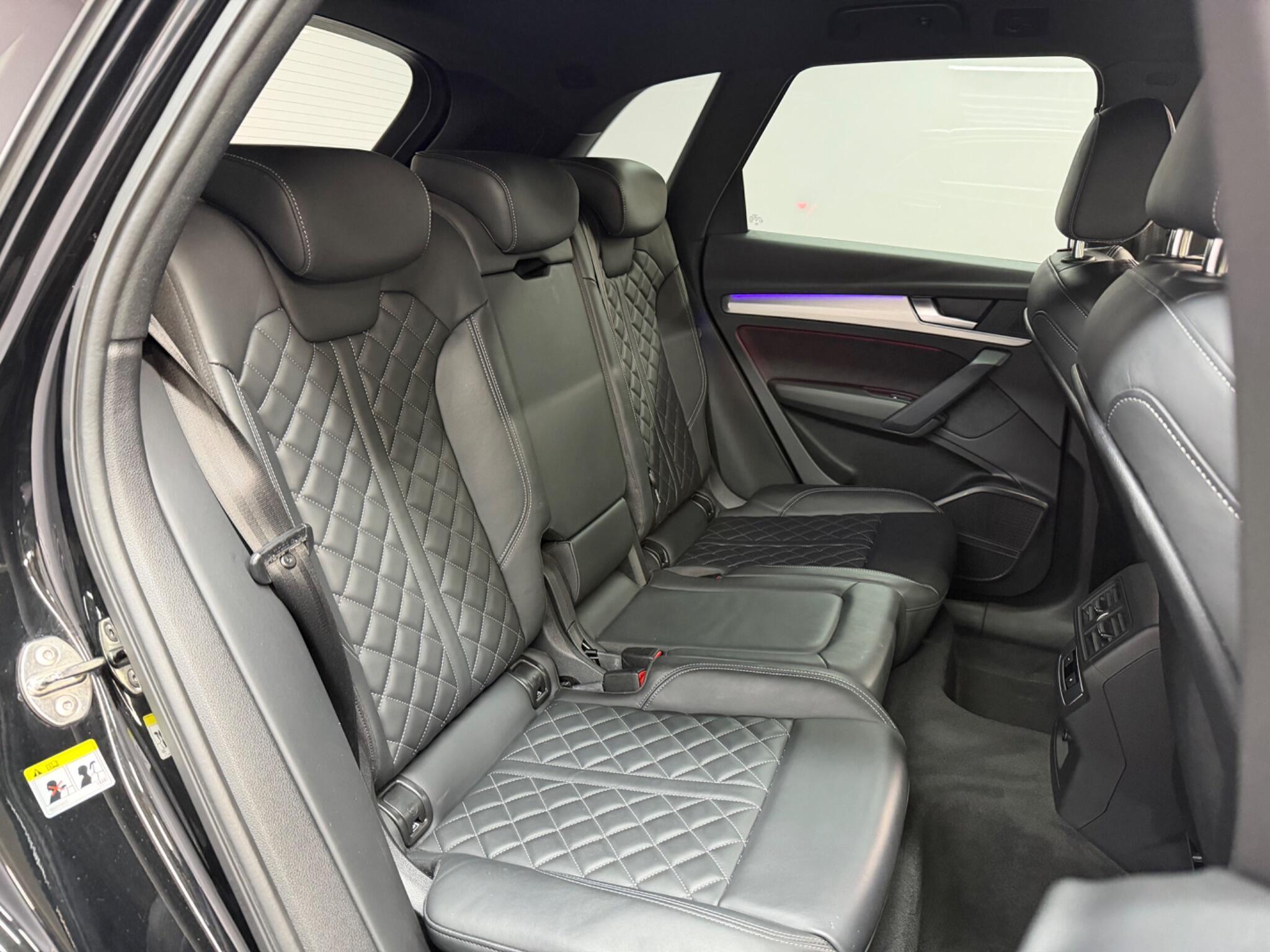 Audi Q5 — image 15 of 31