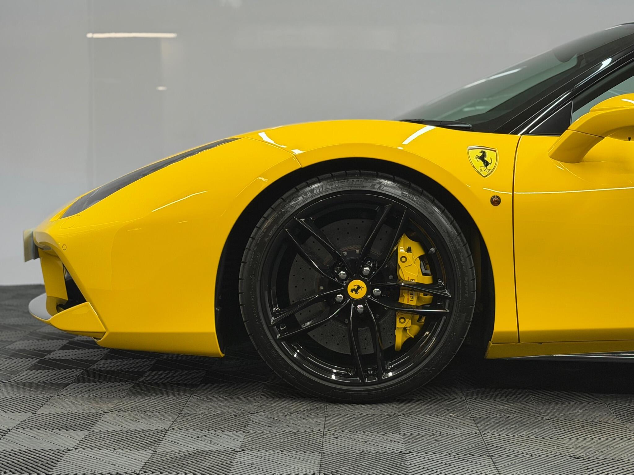 Ferrari 488 — image 10 of 53