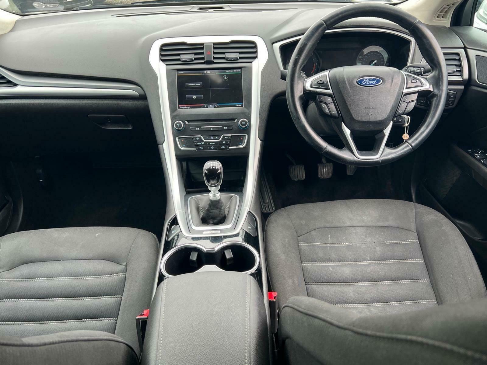 2016 Ford Mondeo 2.0 TDCi Zetec Hatchback 5dr Diesel Manual Euro 6 (s/s) (150 ps)