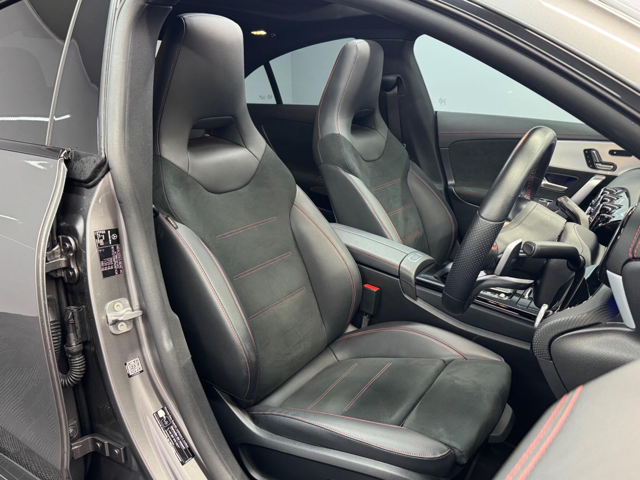Mercedes-Benz CLA — image 18 of 49