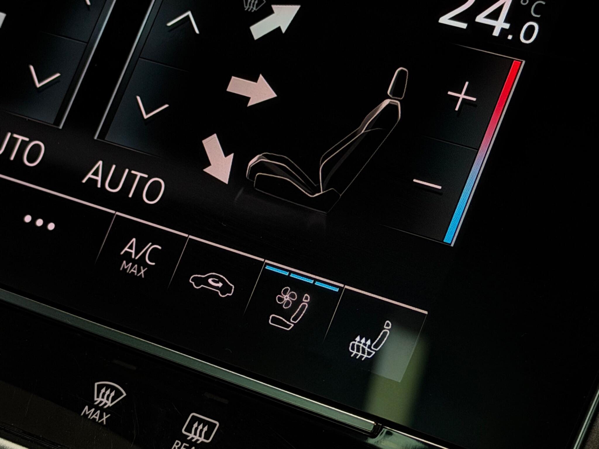 Audi RS6 Avant — image 38 of 51