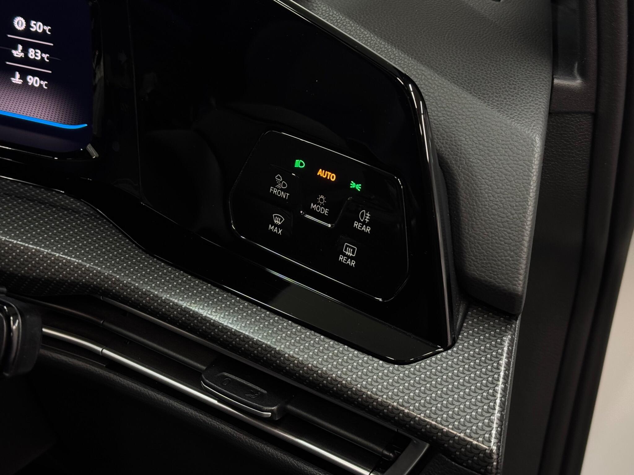 Volkswagen Golf — image 25 of 43