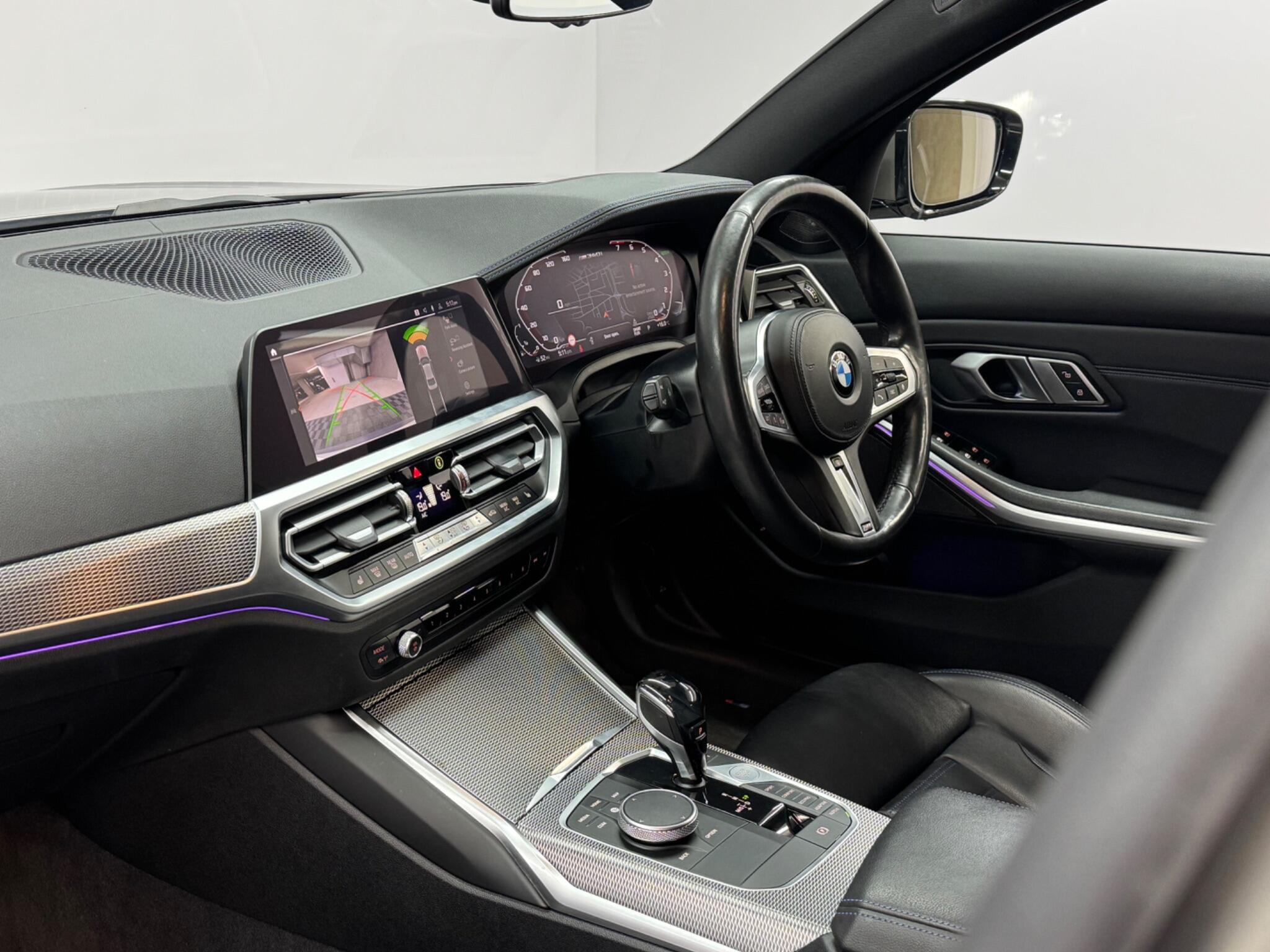 BMW 3 Series — image 28 of 41