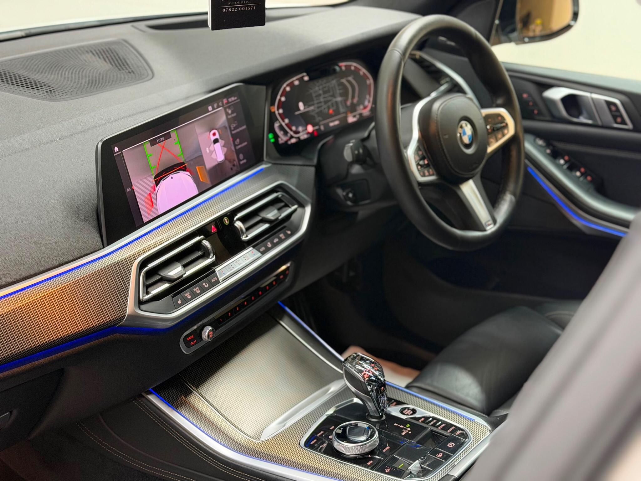 BMW X5 — image 10 of 30