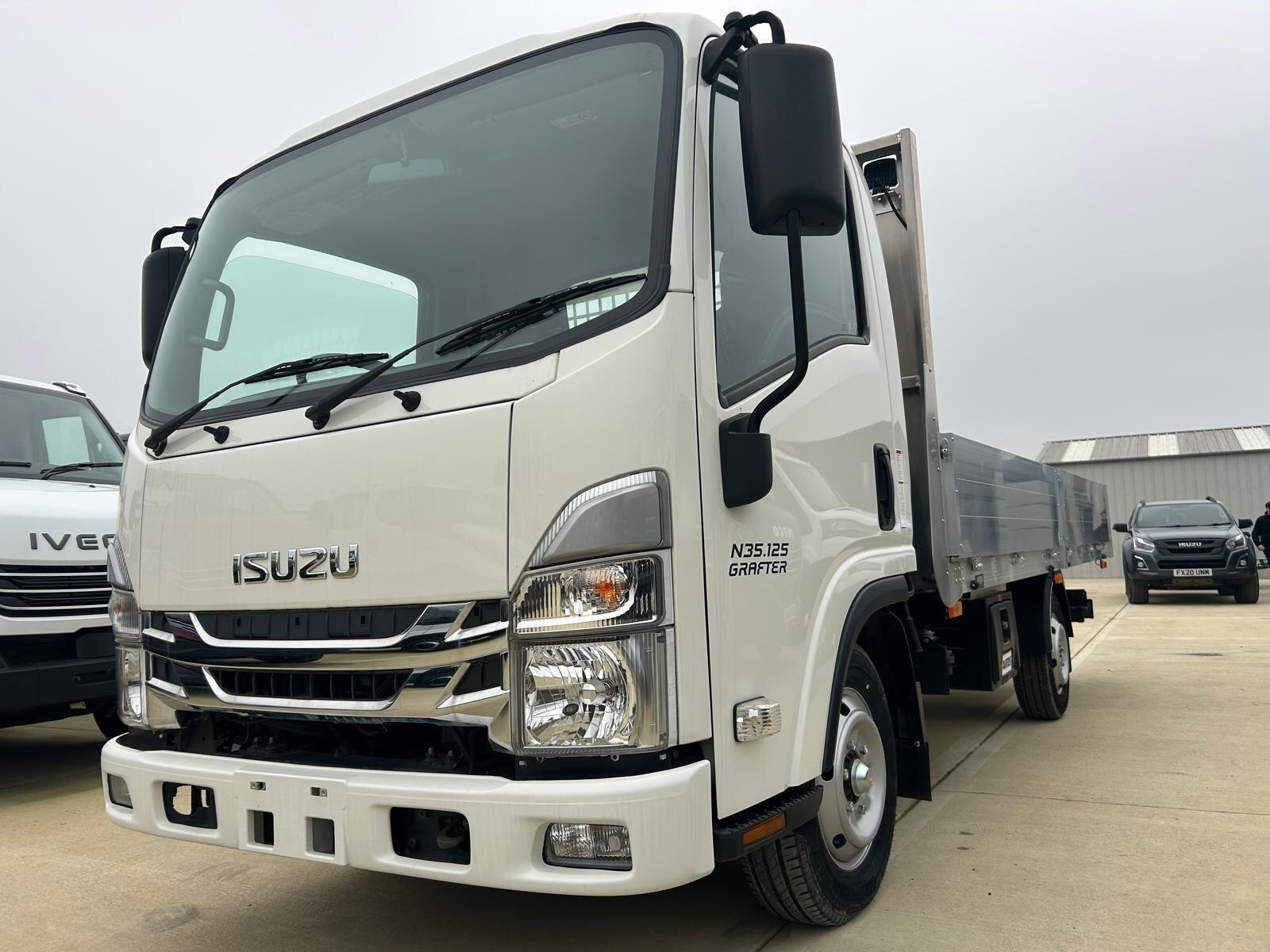 Isuzu Grafter 1.9 D N35.125S Chassis Cab 2dr Diesel Auto RWD LWB Euro 6 (120 ps)