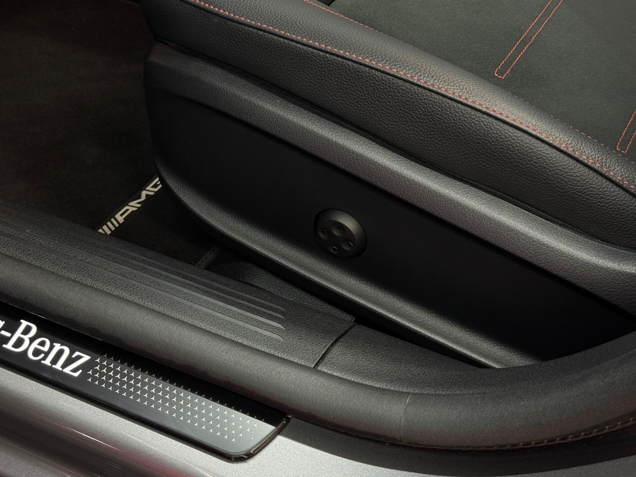 Mercedes-Benz CLA — image 35 of 49