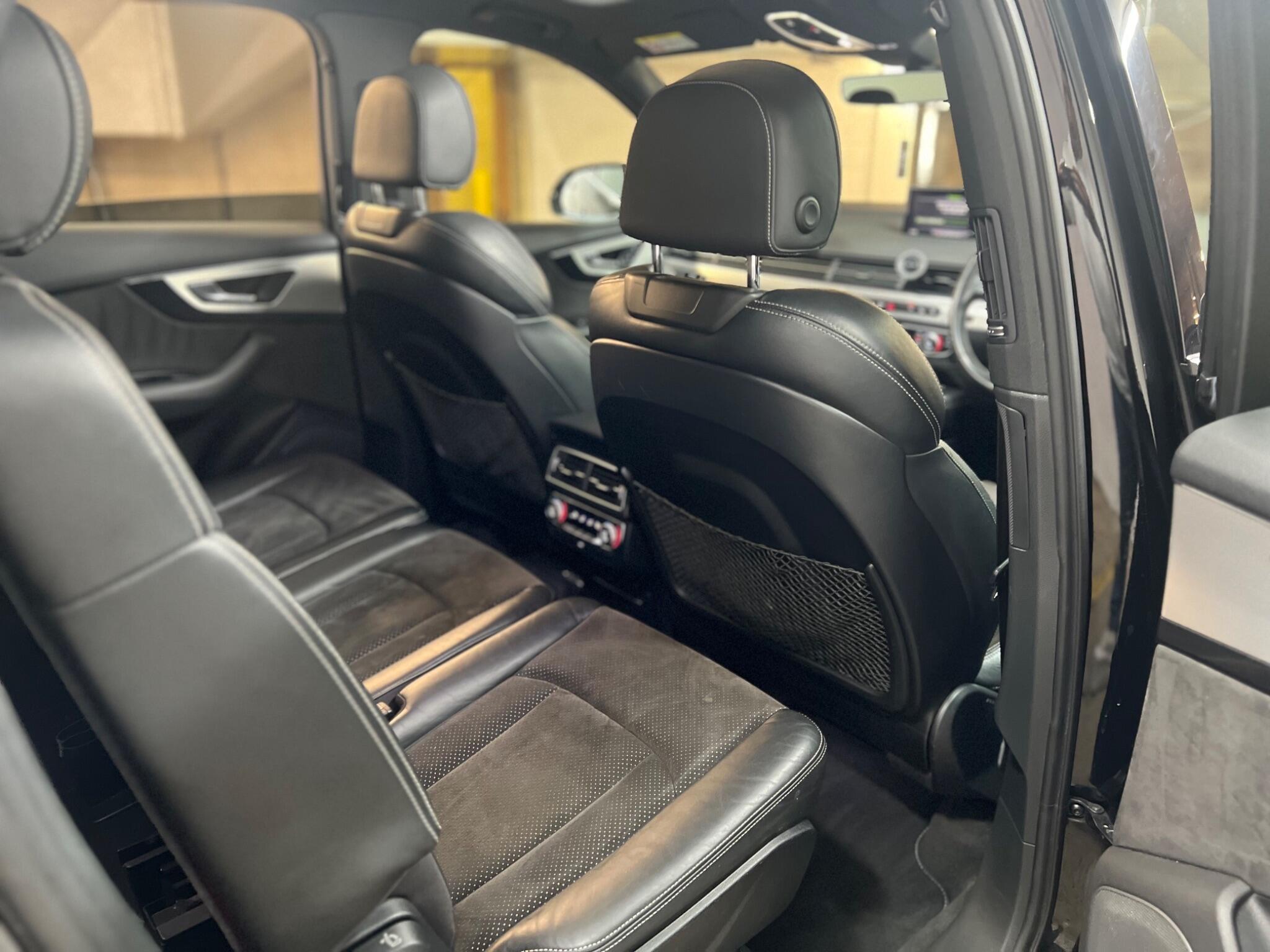 Audi Q7 — image 15 of 39