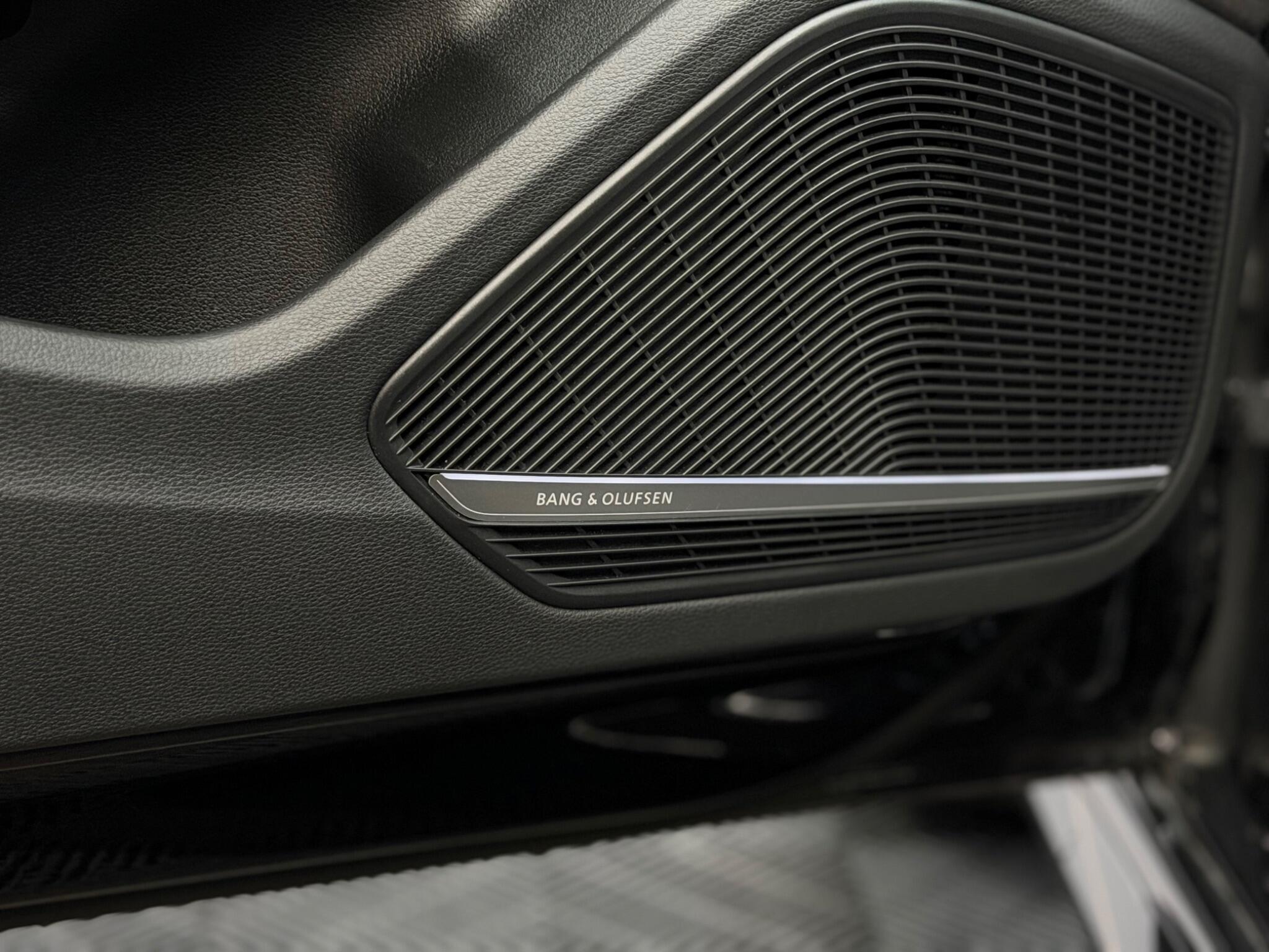 Audi RS4 Avant — image 39 of 41