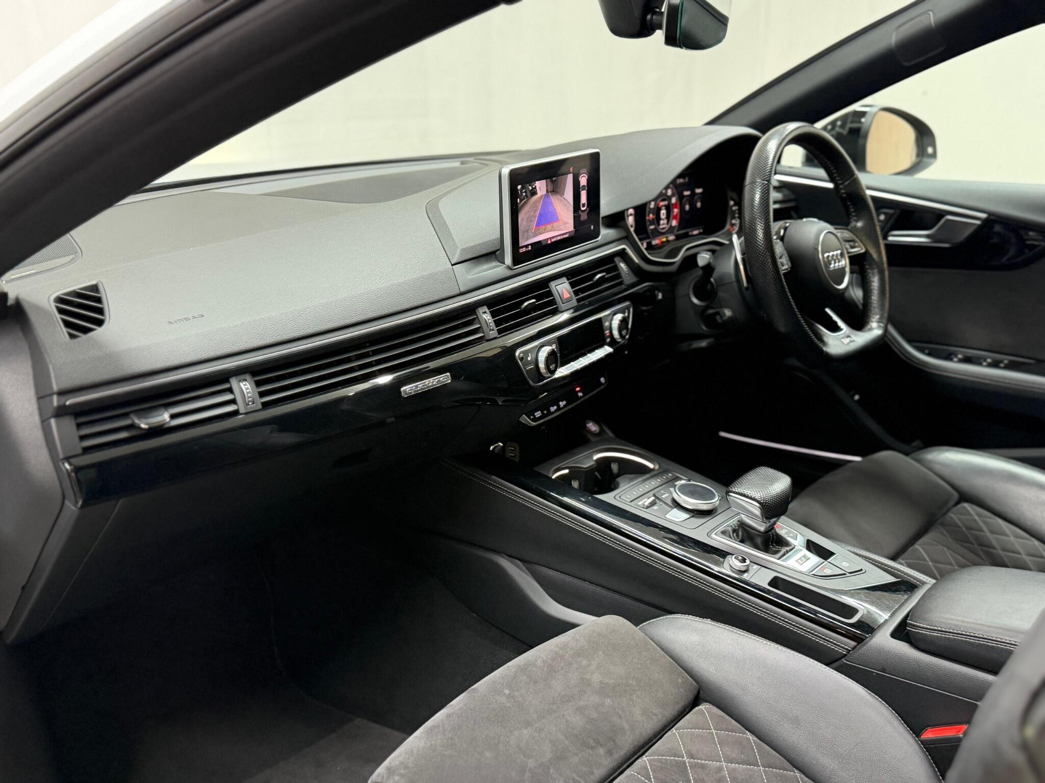 Audi RS5 — image 14 of 28
