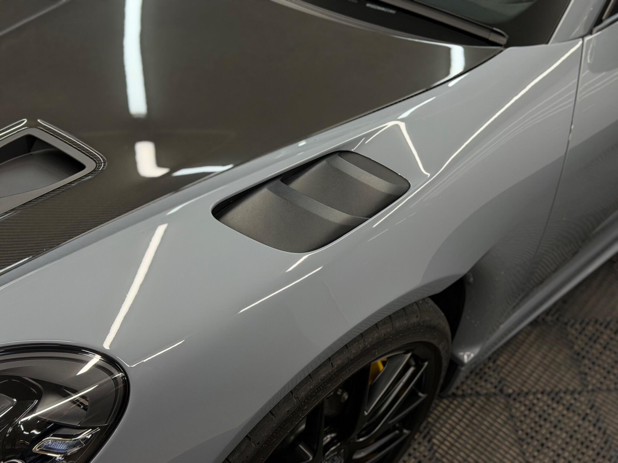 Porsche 718 Cayman — image 14 of 48