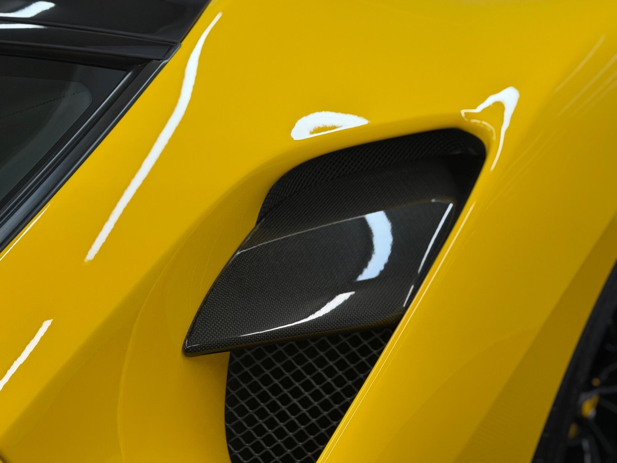 Ferrari 488 — image 15 of 53