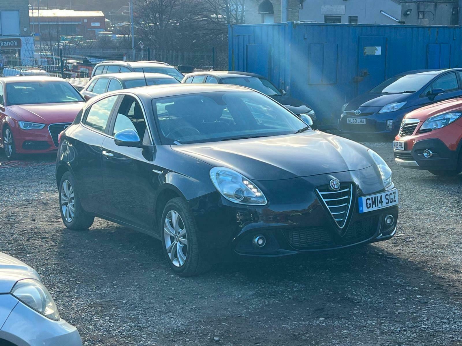 2014 Alfa Romeo Giulietta 1.6 JTDM-2 Distinctive Hatchback 5dr Diesel Manual Euro 5 (s/s) (105 bhp)