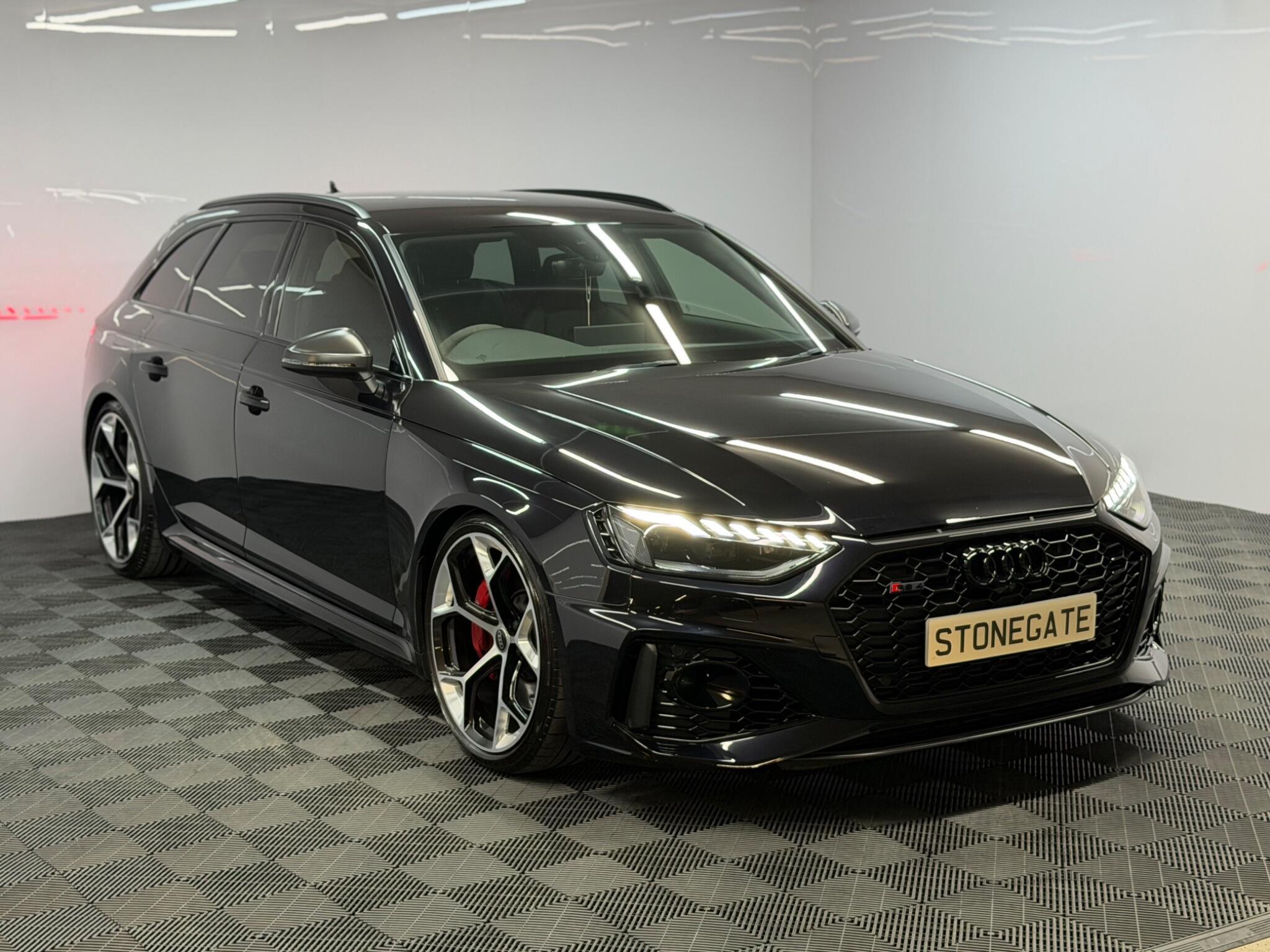Audi RS4 Avant — image 4 of 41