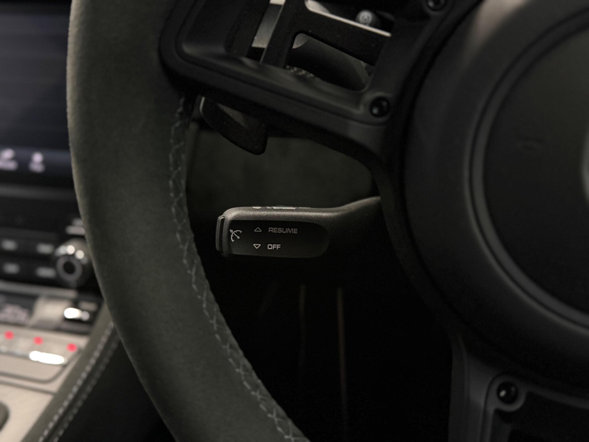 Porsche 718 Cayman — image 47 of 48