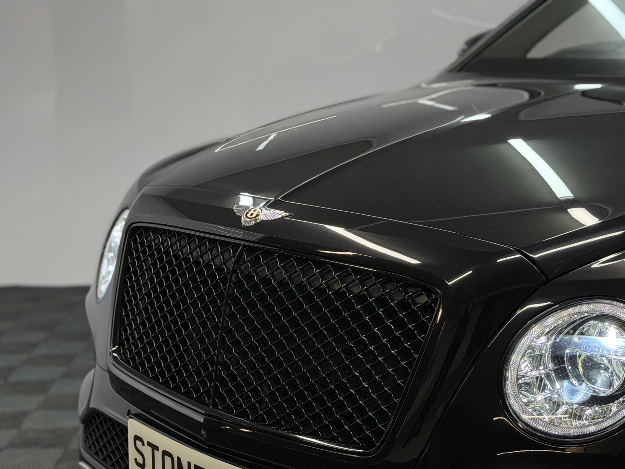 Bentley Bentayga — image 11 of 54