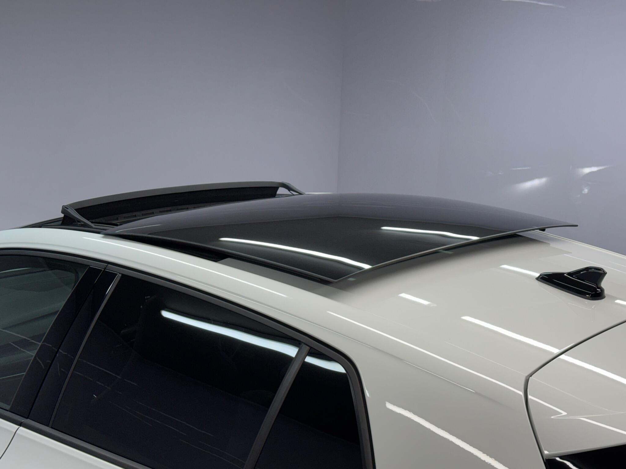 Volkswagen Golf — image 39 of 43