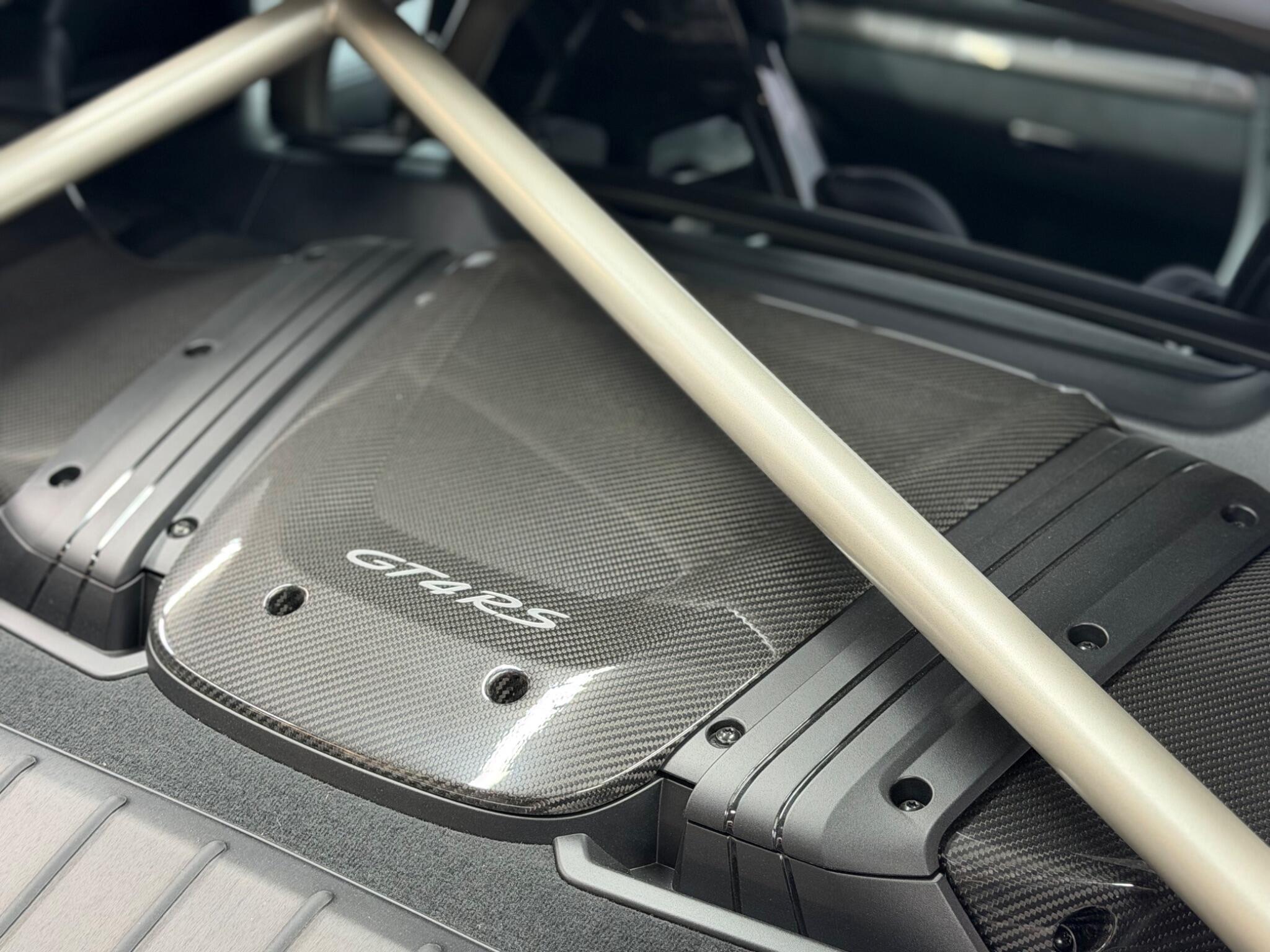 Porsche 718 Cayman — image 23 of 48