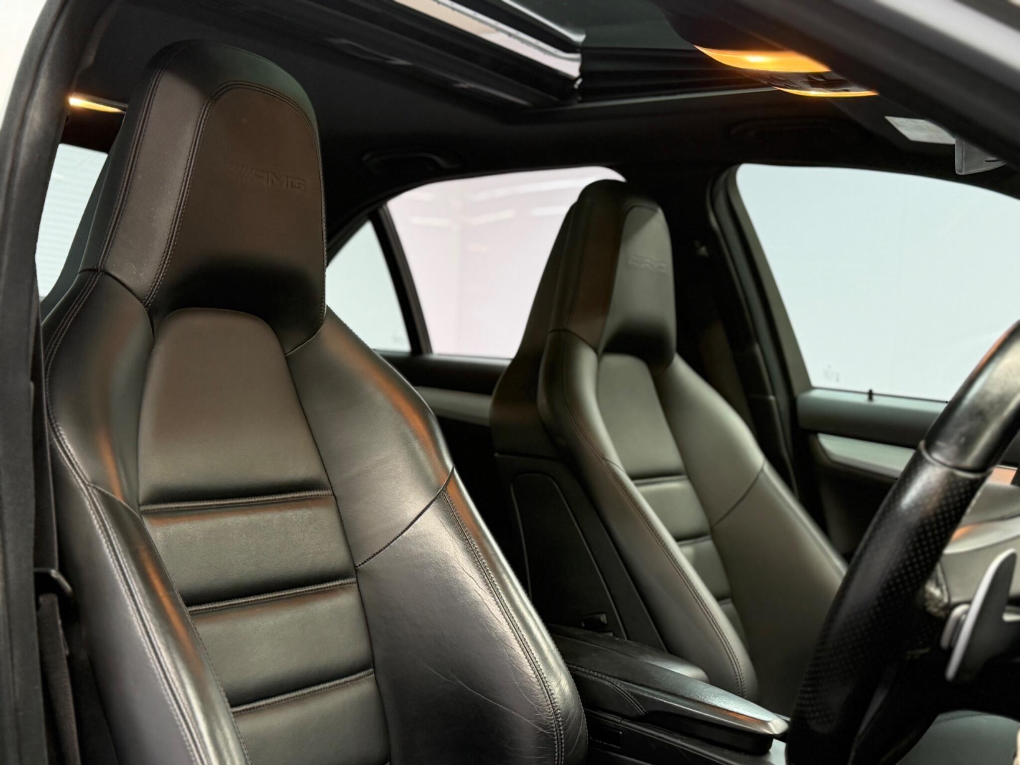 Mercedes-Benz C Class — image 14 of 32