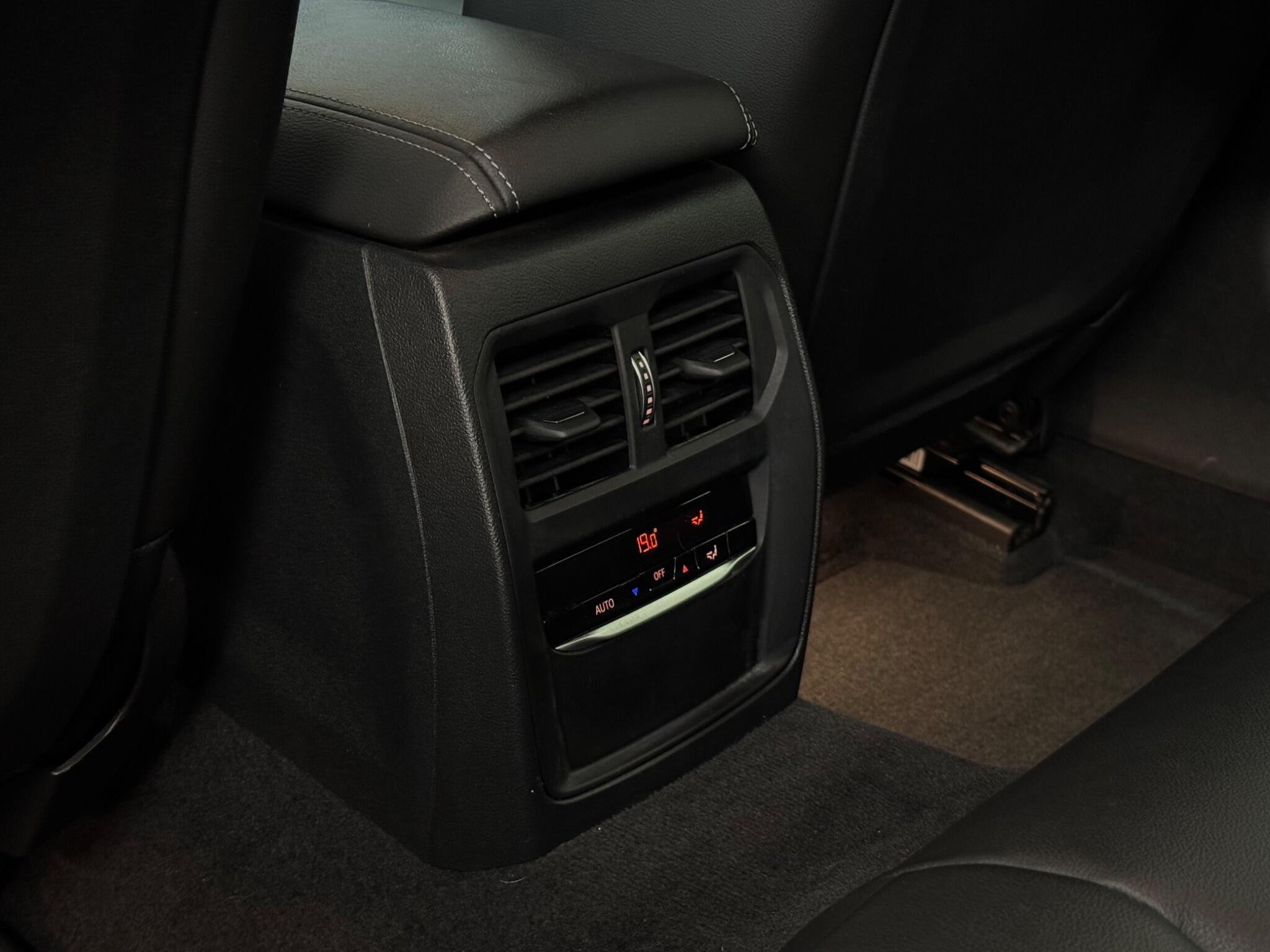 BMW 3 Series — image 37 of 38