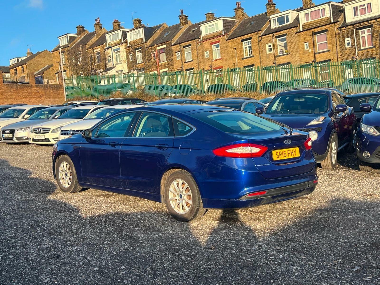 2015 Ford Mondeo 1.6 TDCi ECOnetic Zetec Hatchback 5dr Diesel Manual Euro 5 (s/s) (115 ps)