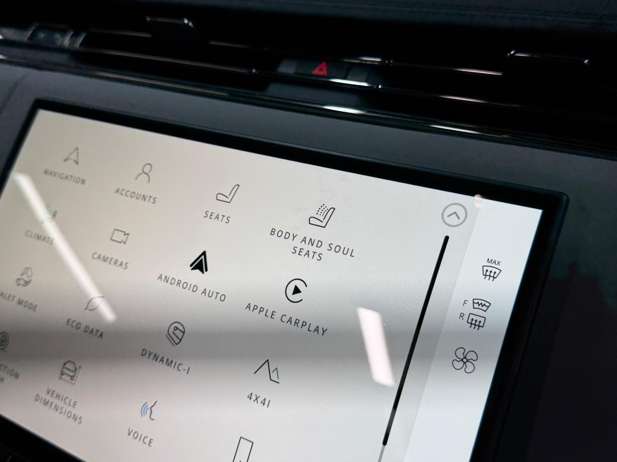 Land Rover Range Rover Sport — image 33 of 42