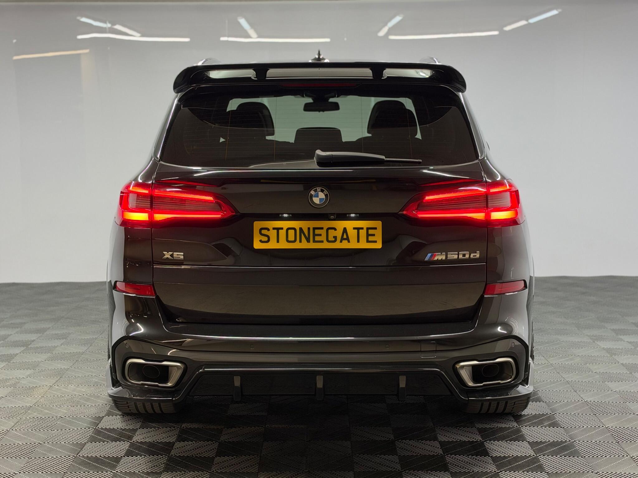 BMW X5 — image 7 of 51