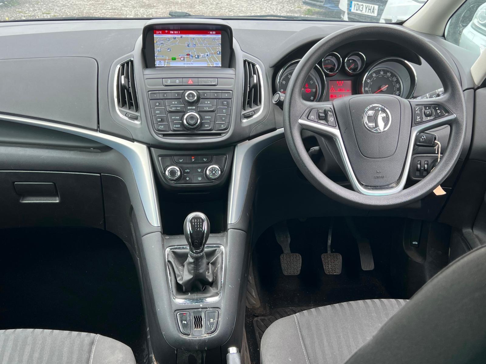2015 Vauxhall Zafira Tourer 1.4i Turbo Tech Line MPV 5dr Petrol Manual Euro 6 (140 ps)