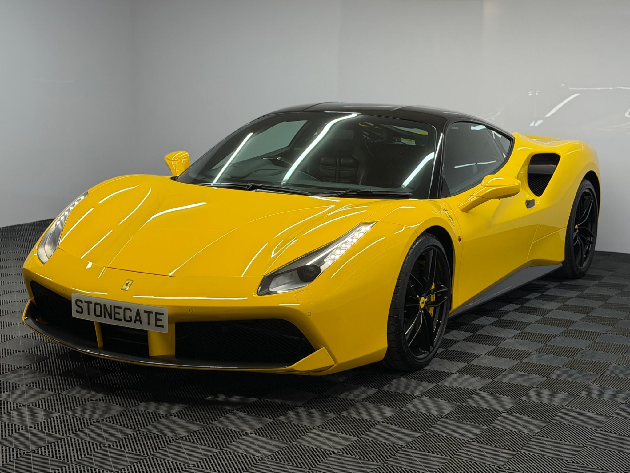 Ferrari 488 — image 6 of 53