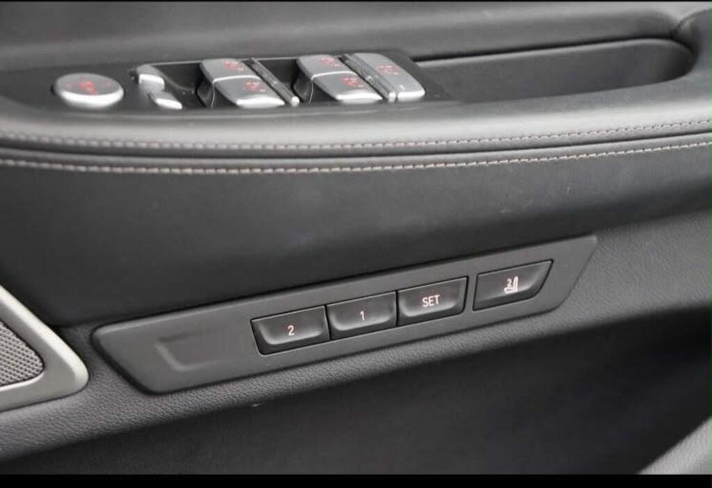 2020 BMW 7 Series — photo 17