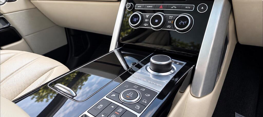 2014 Land Rover Range Rover — photo 12
