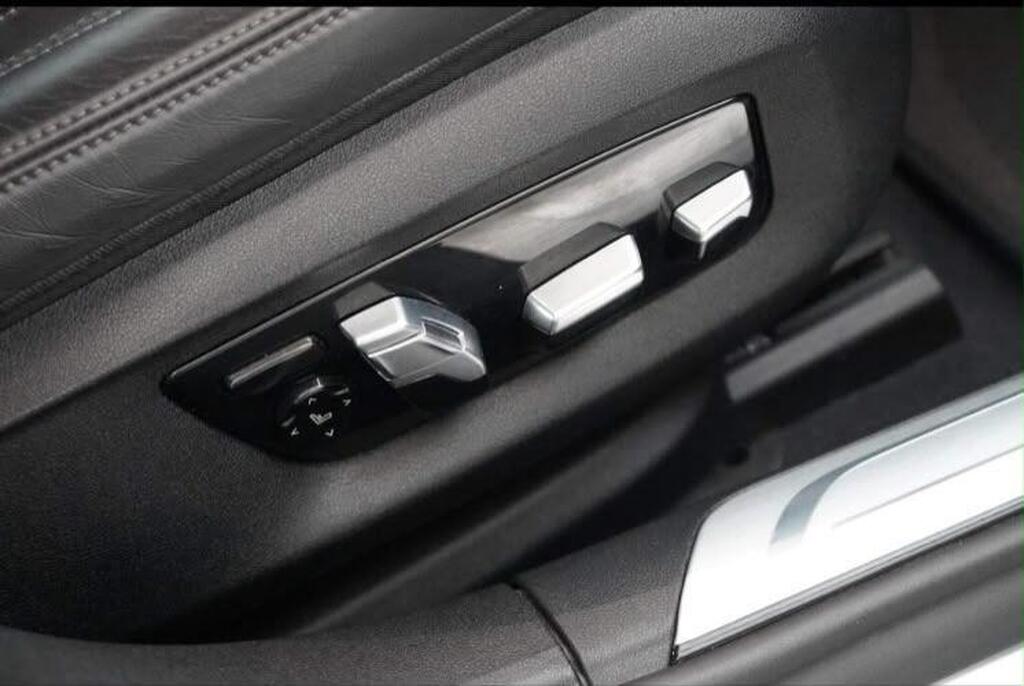 2020 BMW 7 Series — photo 18
