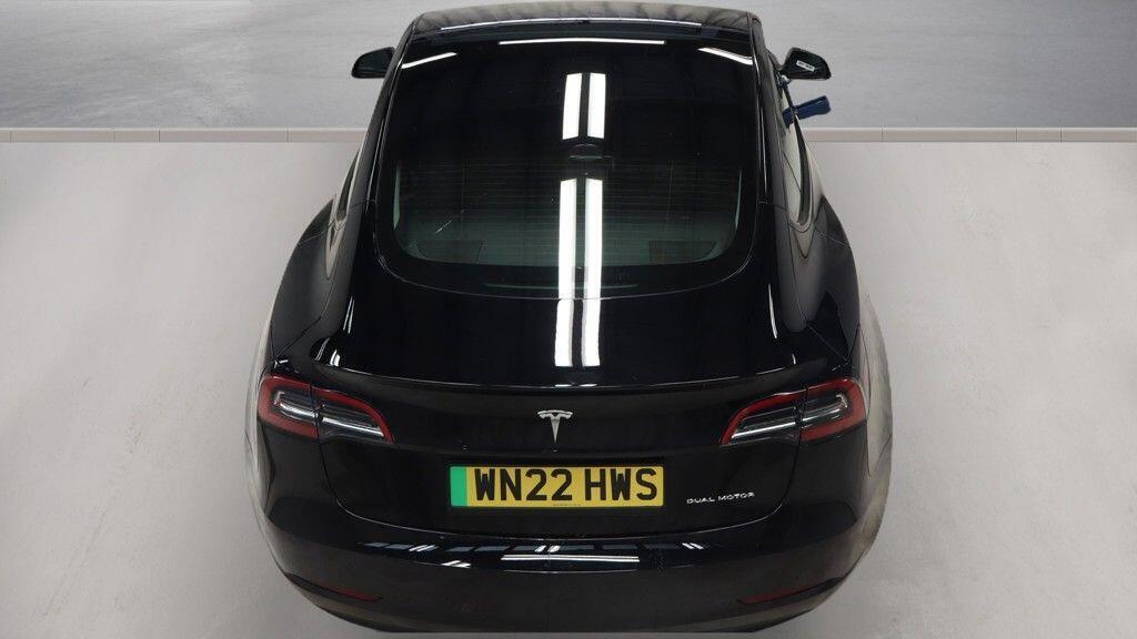 2022 Tesla Model 3 — photo 8