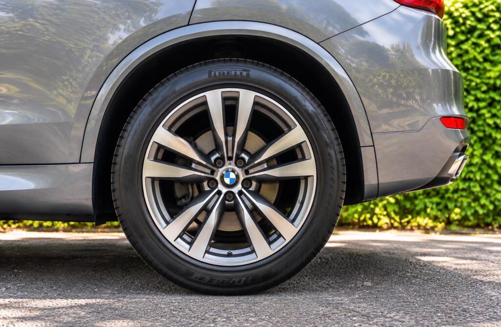 2017 BMW X5 — photo 20