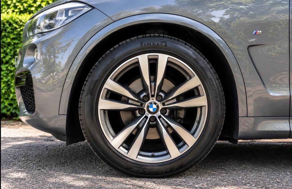 2017 BMW X5 — photo 17