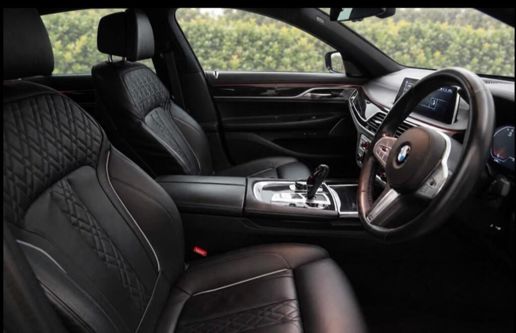 2020 BMW 7 Series — photo 13