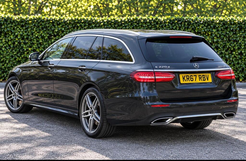 2017 Mercedes-Benz E Class — photo 3