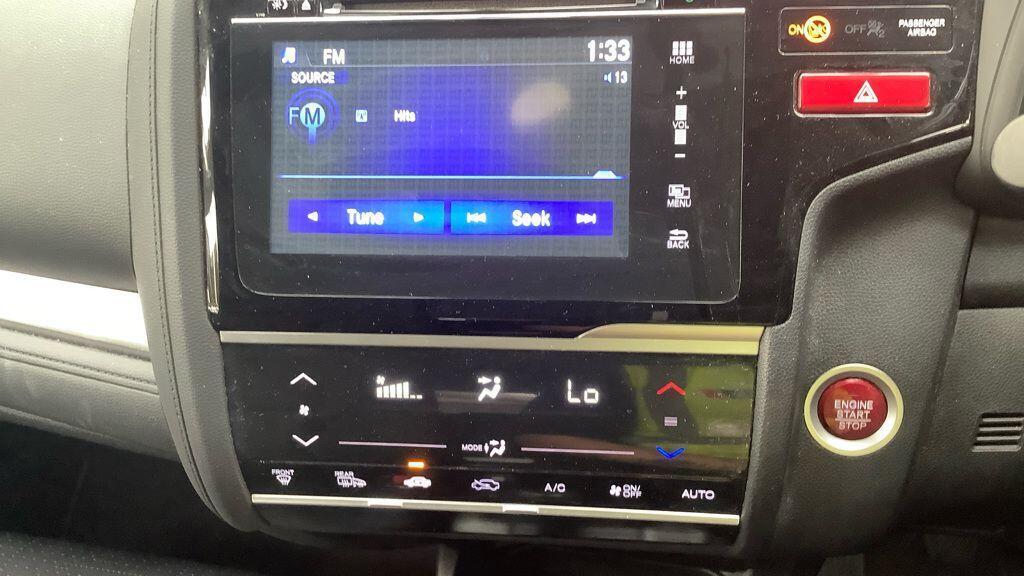 2015 Honda Jazz — photo 13