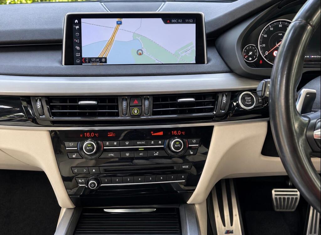 2017 BMW X5 — photo 22
