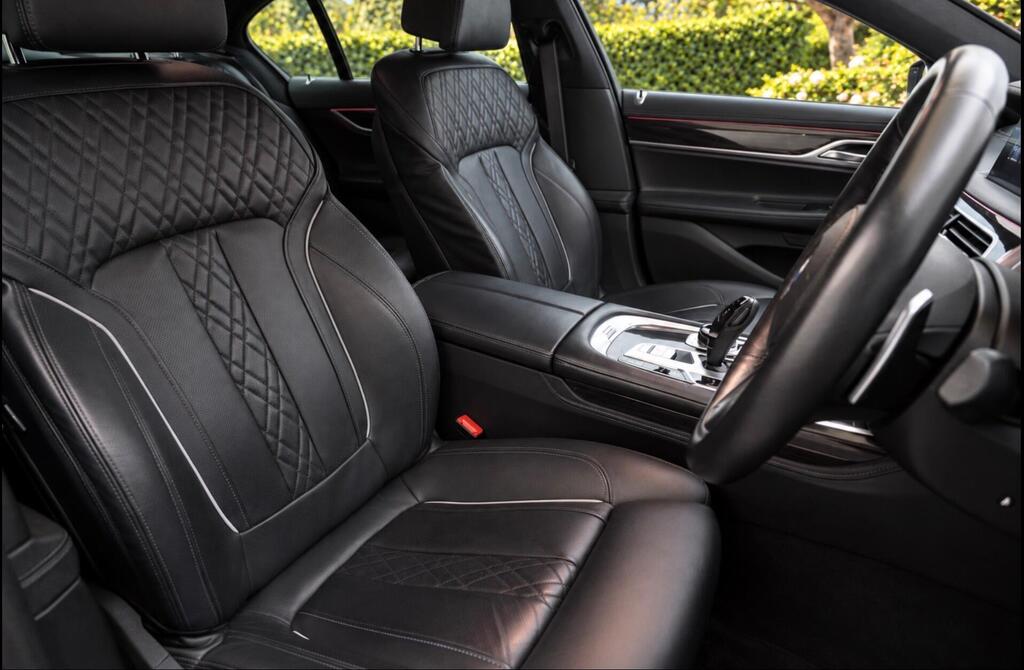 2020 BMW 7 Series — photo 14