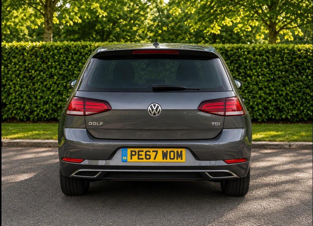 2017 Volkswagen Golf — photo 13