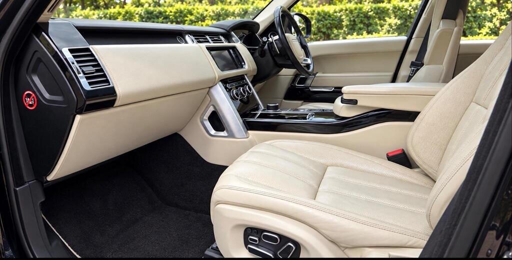 2014 Land Rover Range Rover — photo 33
