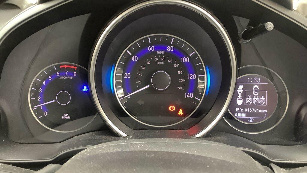 2015 Honda Jazz — photo 12