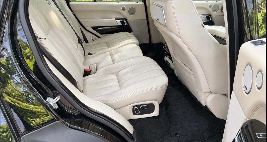 2014 Land Rover Range Rover — photo 16
