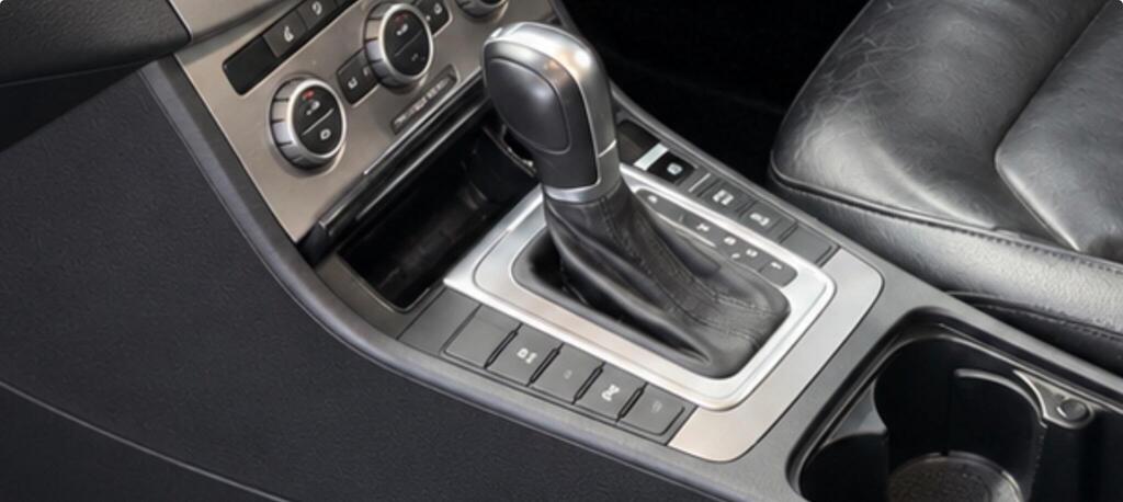 2014 Volkswagen Passat — photo 12