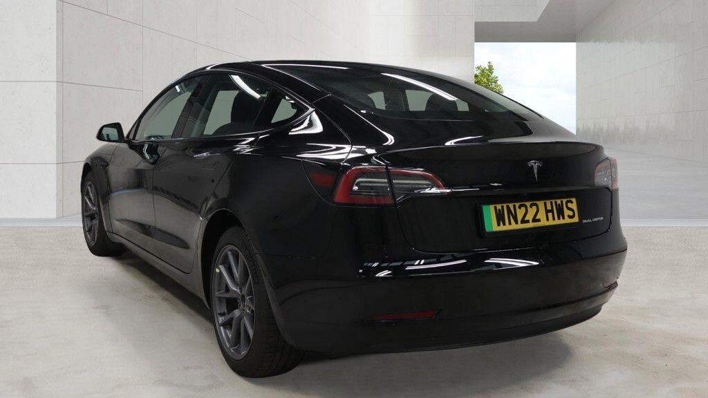 2022 Tesla Model 3 — photo 3