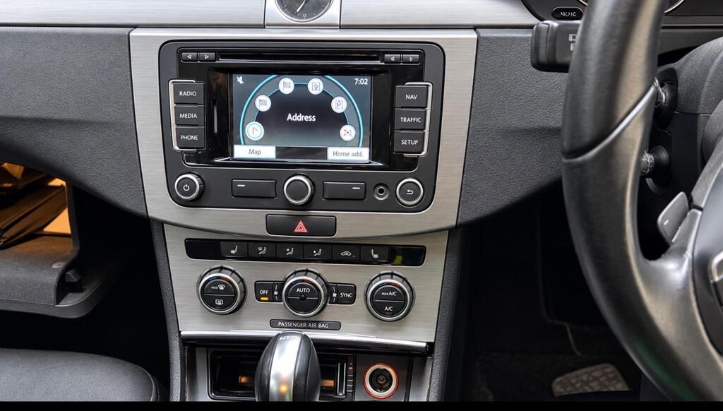 2014 Volkswagen Passat — photo 20
