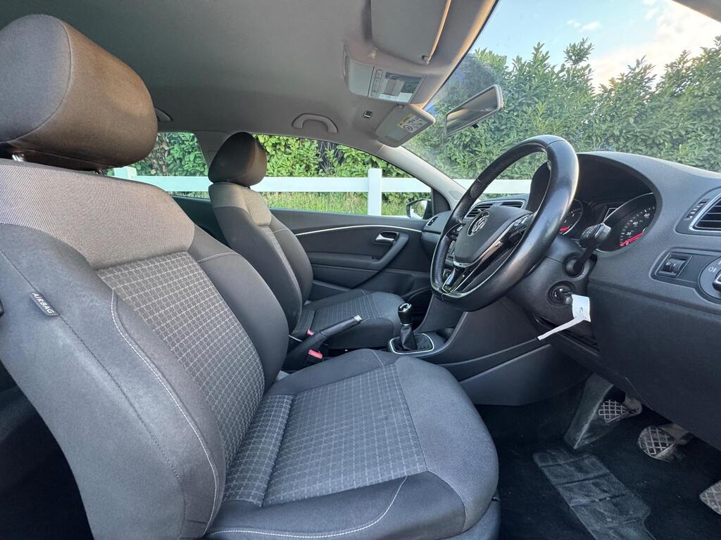 2016 Volkswagen Polo