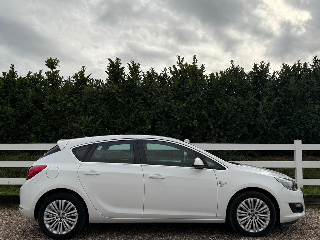 2014 Vauxhall Astra