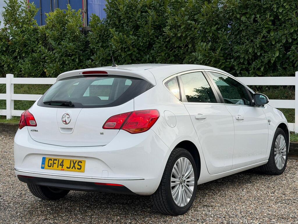2014 Vauxhall Astra