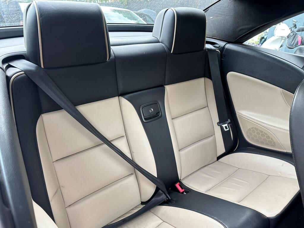 Volkswagen Eos 2.0 TSI Individual Cabriolet DSG Euro 5 2dr photo 7